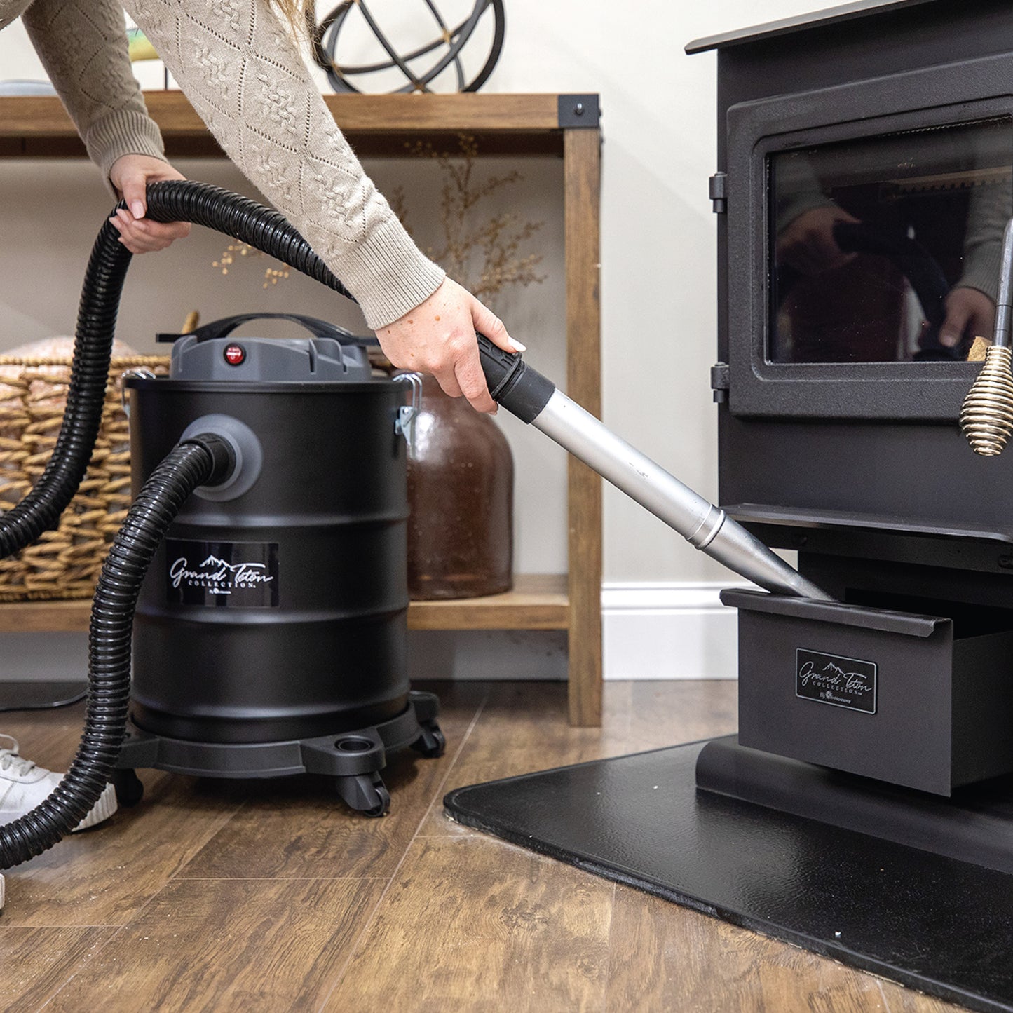 ASH VACUUM